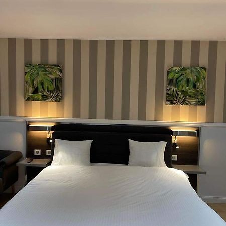 Residence Des Fleurs Hombourg-Haut ภายนอก รูปภาพ